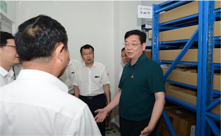 河南航投黨委書記、董事長張明超 深入中原龍浩開展“不忘初心、牢記使命”主題教育調(diào)研