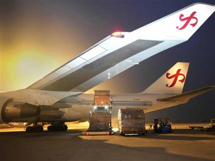 61.1萬噸！鄭州機(jī)場貨運(yùn)量已超去年 “雙貨航”支撐鄭州樞紐貨運(yùn)再突破